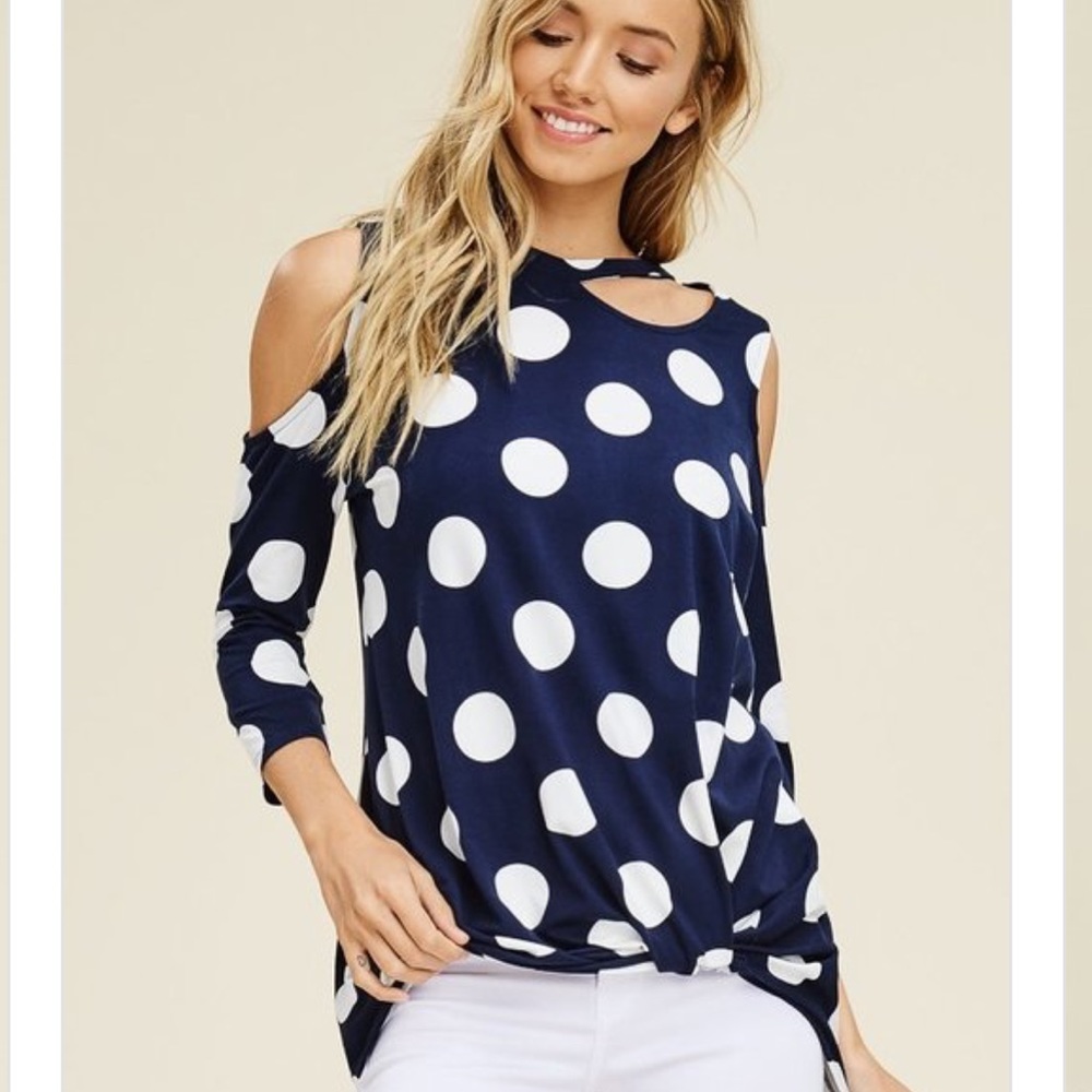 💙Host Pic Navy Polka Dot tee - Picture 3 of 4
